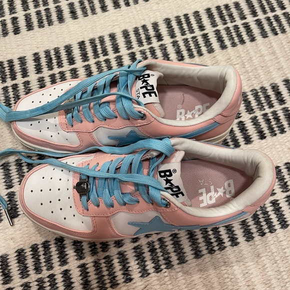Bathing Ape Bape sneakers size 39 blue and pink. Never worn!!! - Picture 2 of 6